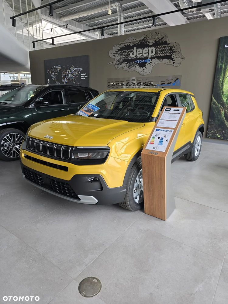 Jeep Avenger 1.2 T3 mHEV Altitude FWD eDCT6 - 1