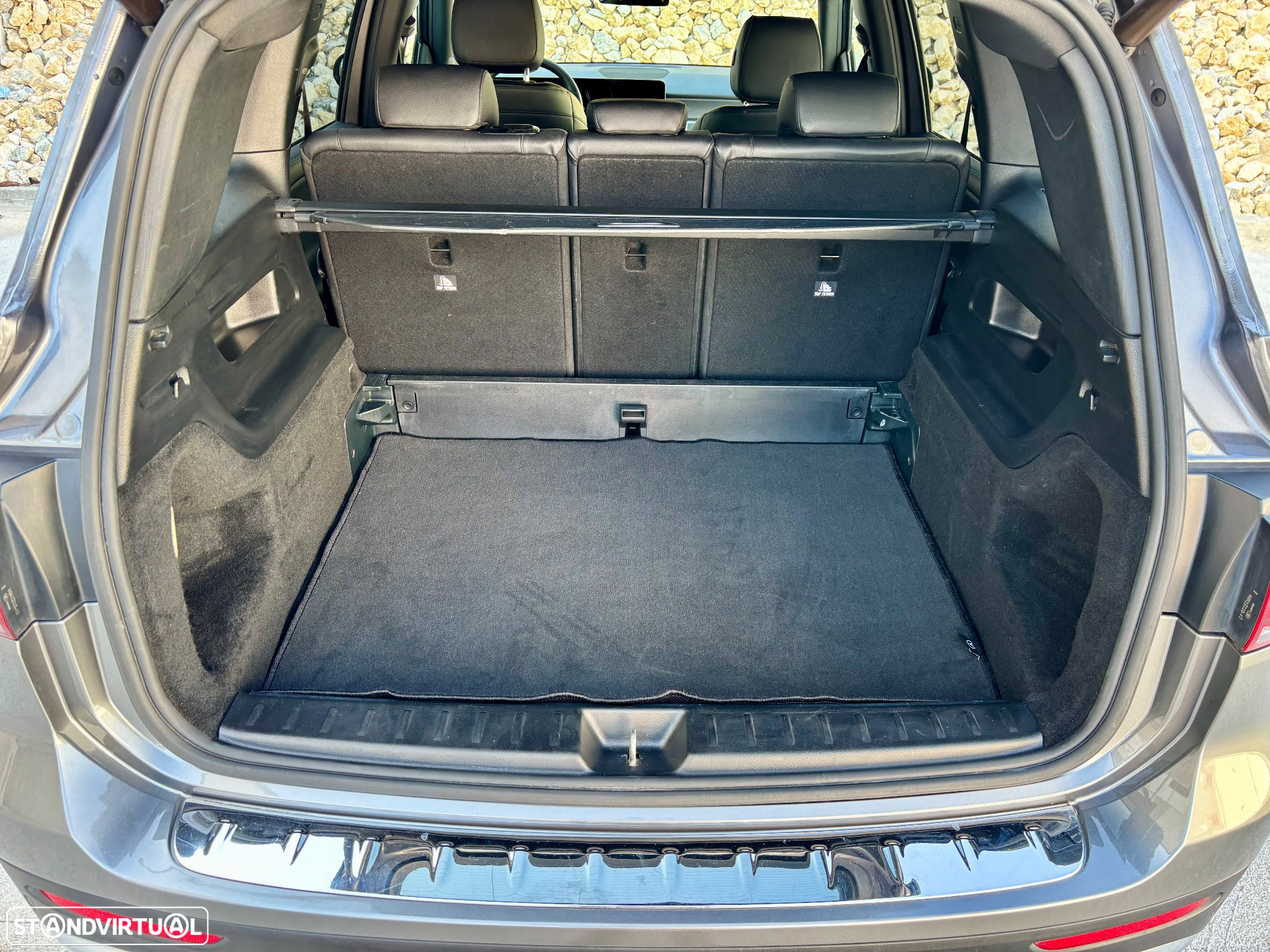 Mercedes-Benz GLB 180 d Progressive - 24