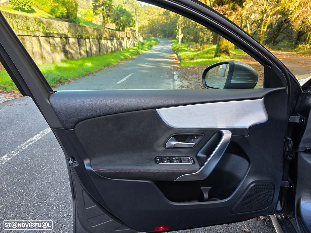 Mercedes-Benz A 180 d AMG Line Aut. - 24