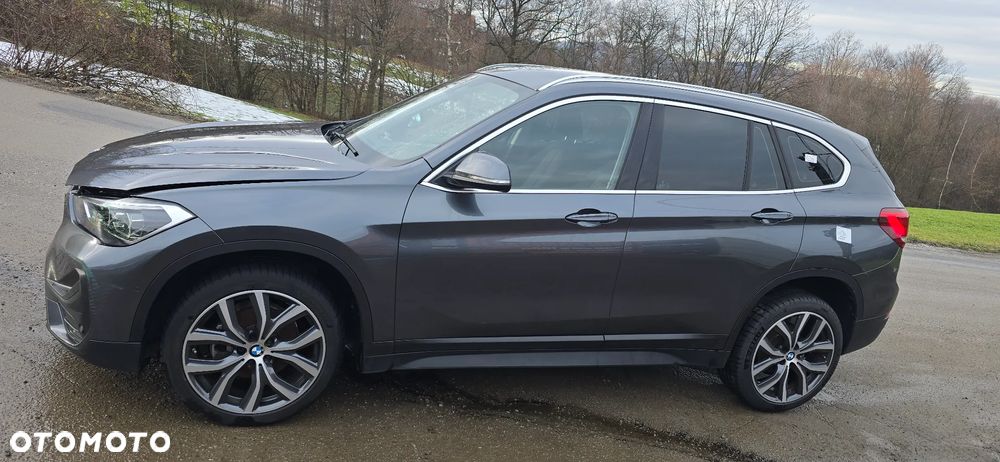 BMW X1 sDrive20d Sport Line - 4