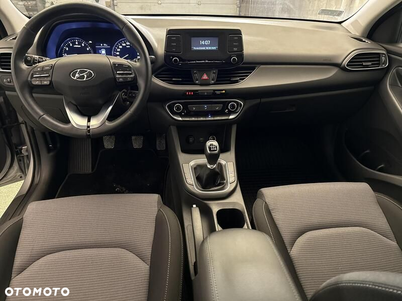 Hyundai i30 1.5 DPI Modern - 21