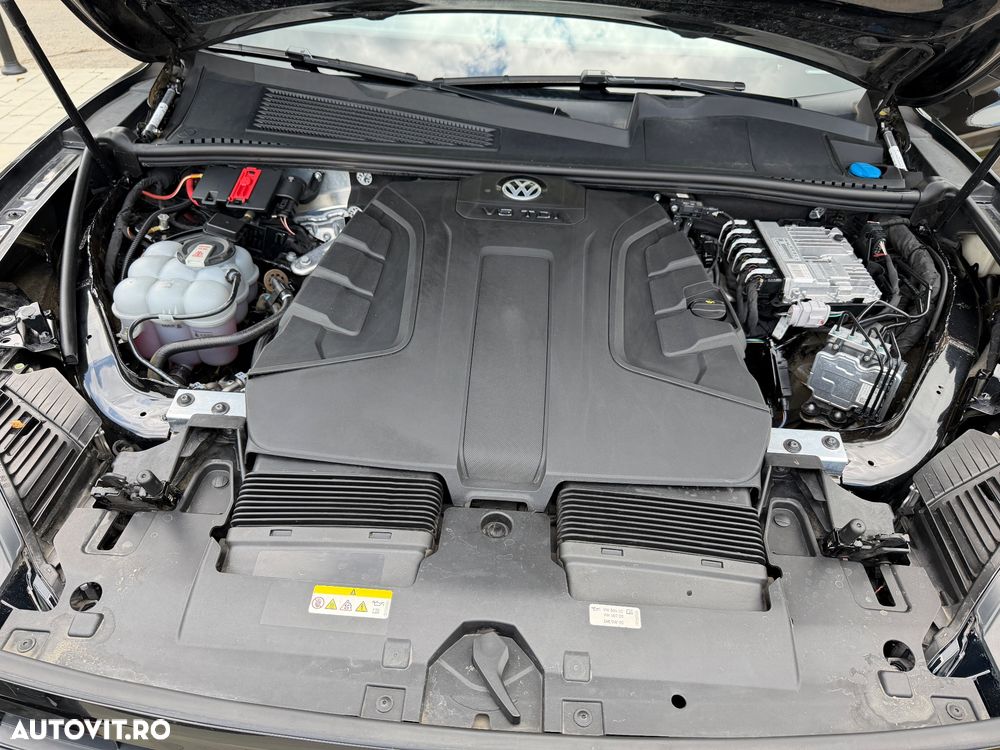 Volkswagen Touareg 3.0 V6 TDI SCR 4Motion Automatik R-Line - 21