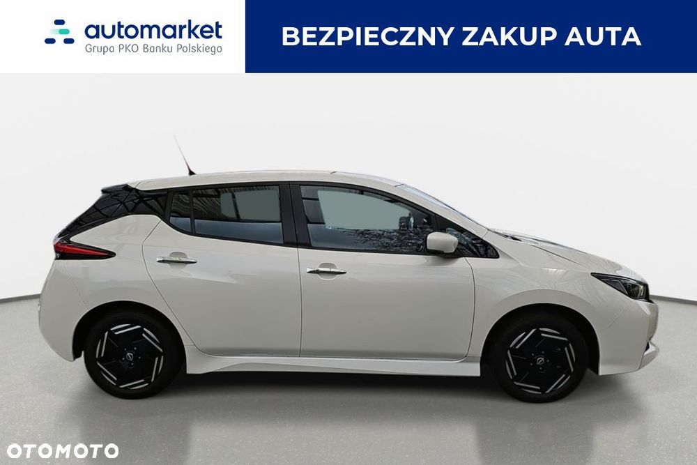 Nissan Leaf - 8