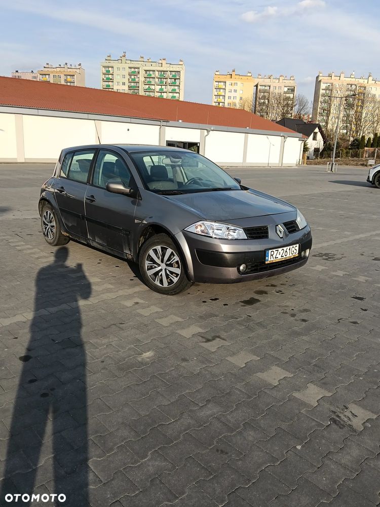 Renault Megane 1.6 Confort Expression - 2