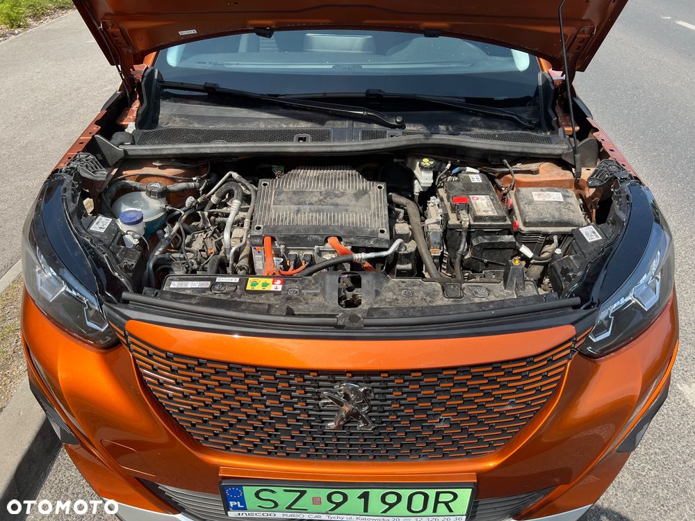 Peugeot 2008 50kWh Allure - 33
