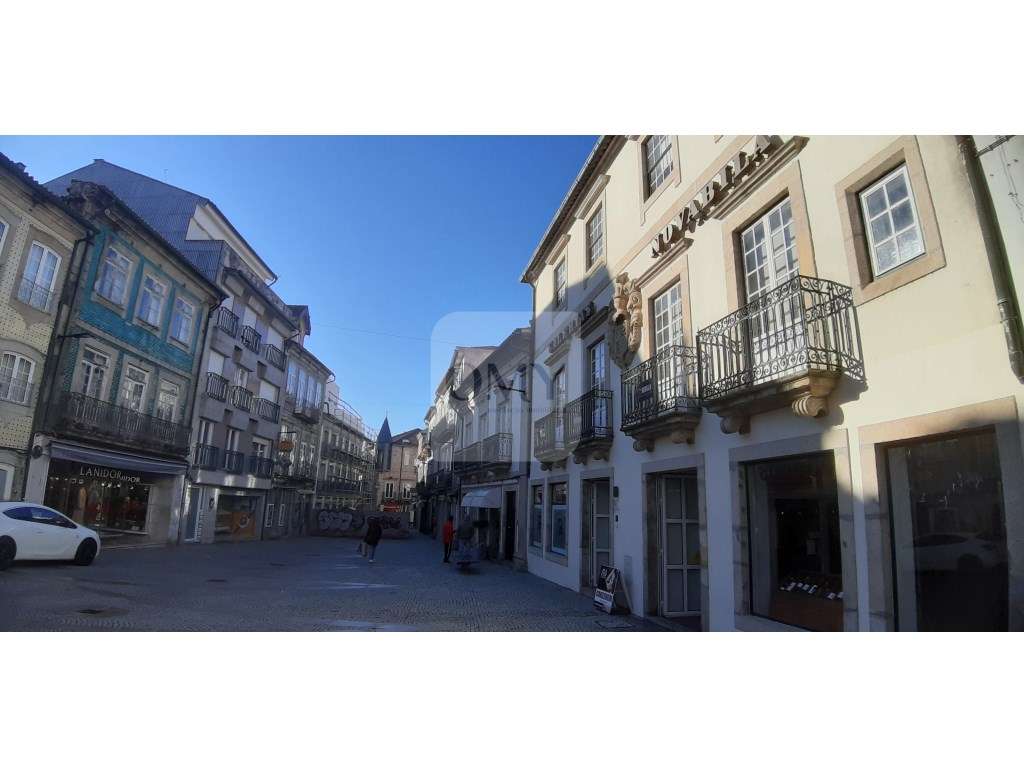 Espaços para Comércio ou Serviços nas Galerias Nova Bila em Vila Real - Grande imagem: 4/14