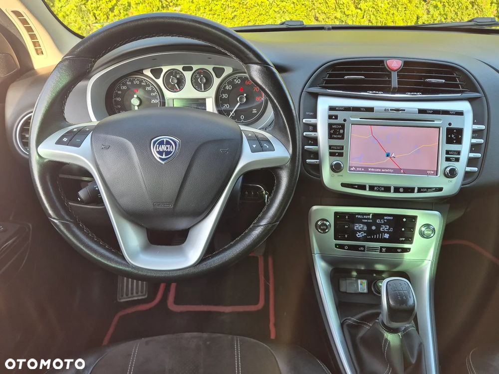 Lancia Delta 1.4 MultiAir Platino S&S - 23