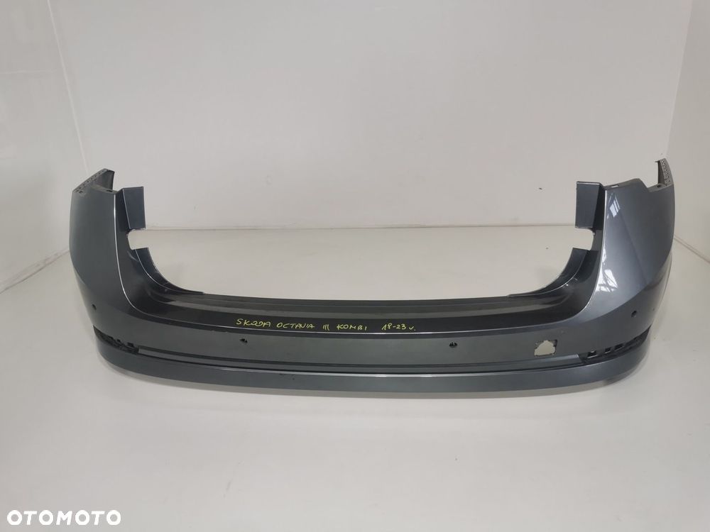 ZDERZAK TYLNY TYŁ SKODA OCTAVIA III KOMBI 12-18 - 1
