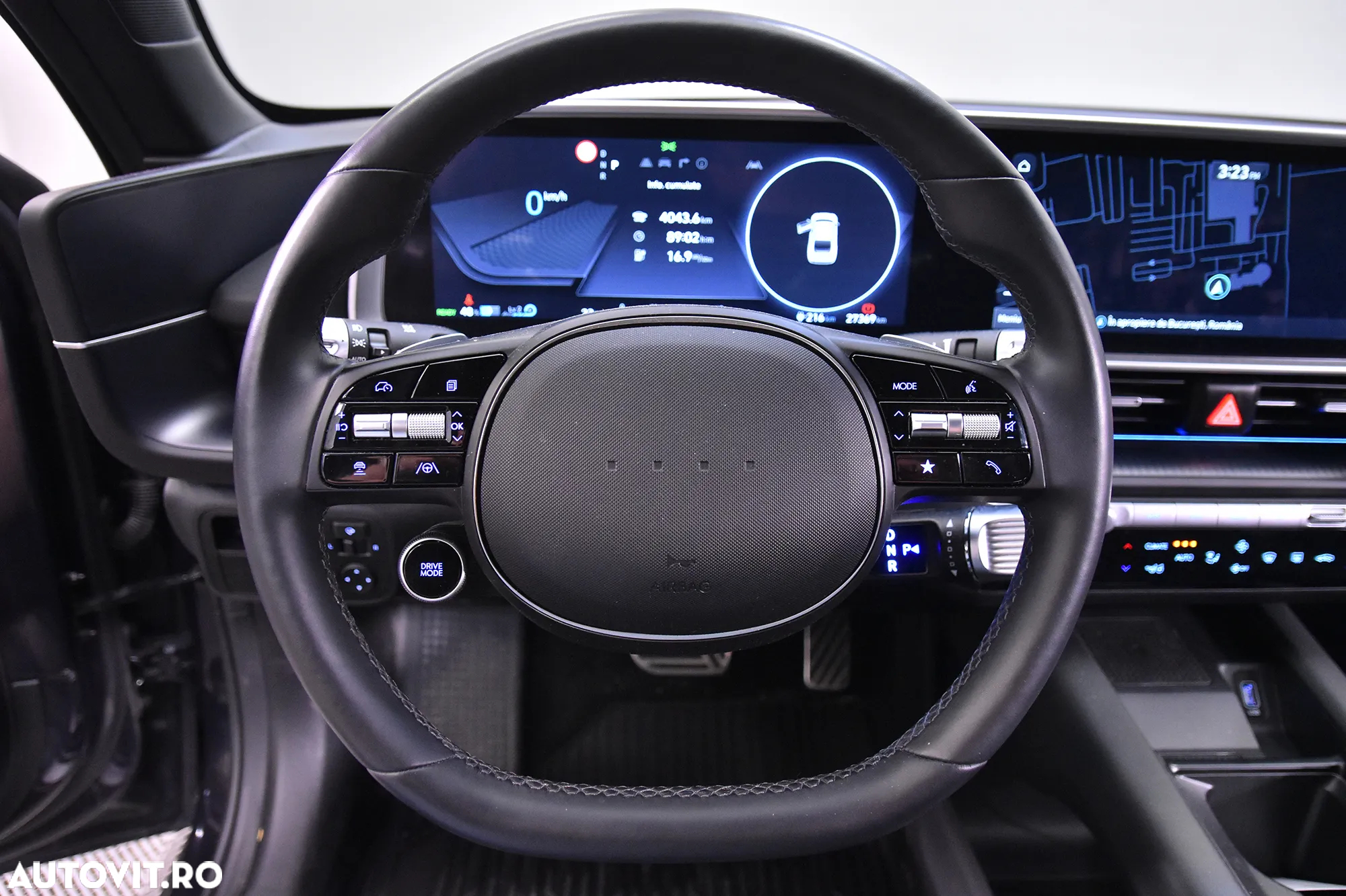 Hyundai IONIQ - 14