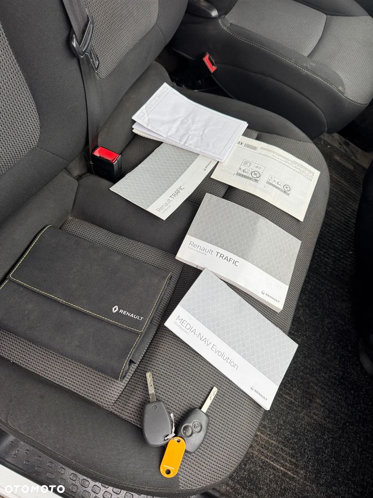Renault TRAFIC - 28
