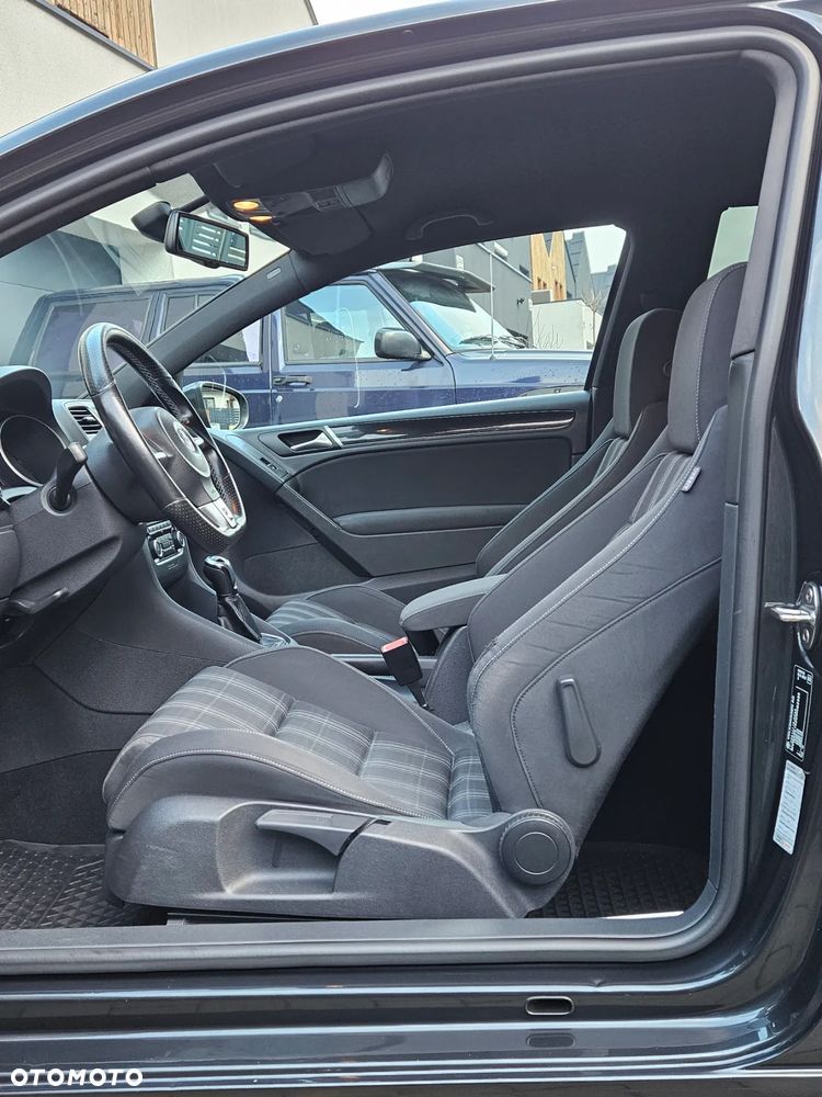 Volkswagen Golf 2.0 TDI DPF GTD - 14