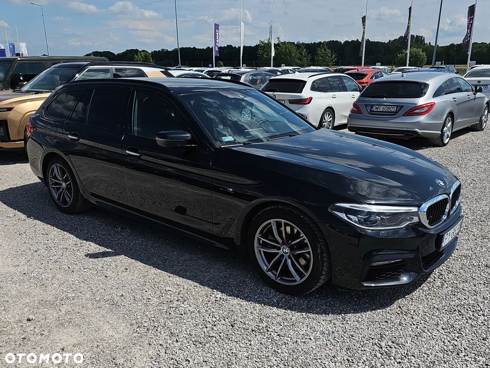 BMW Seria 5 520d xDrive M Sport sport - 3