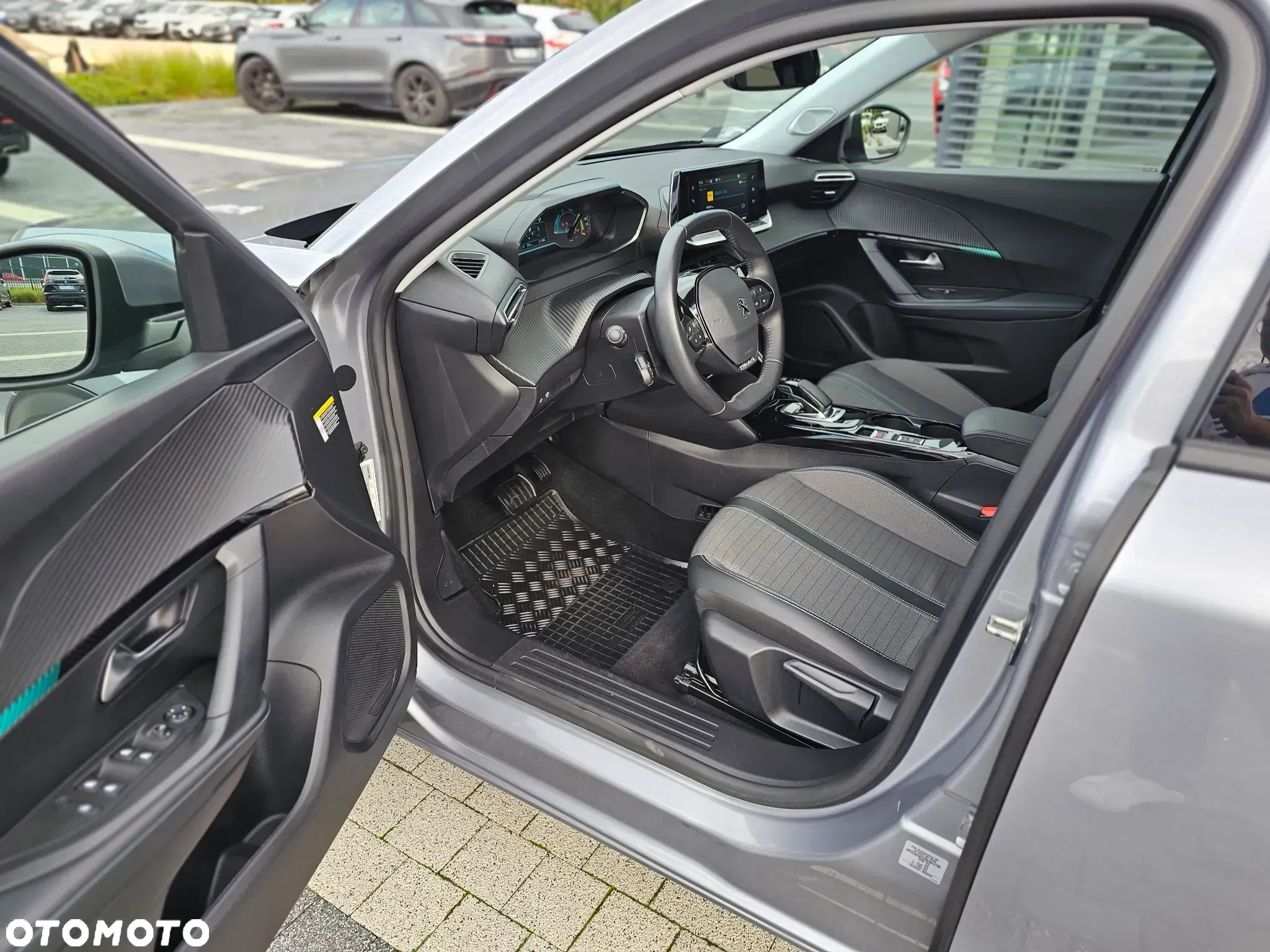 Peugeot 2008 e-2008 Allure Pack - 16