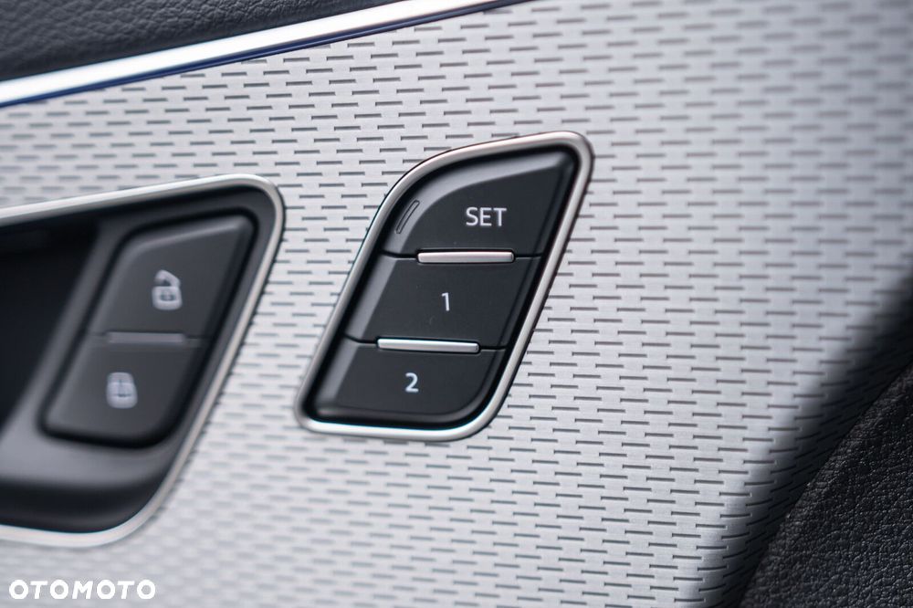 Audi Q7 TFSI e PHEV 360 kW Quattro S Line Tiptr - 19