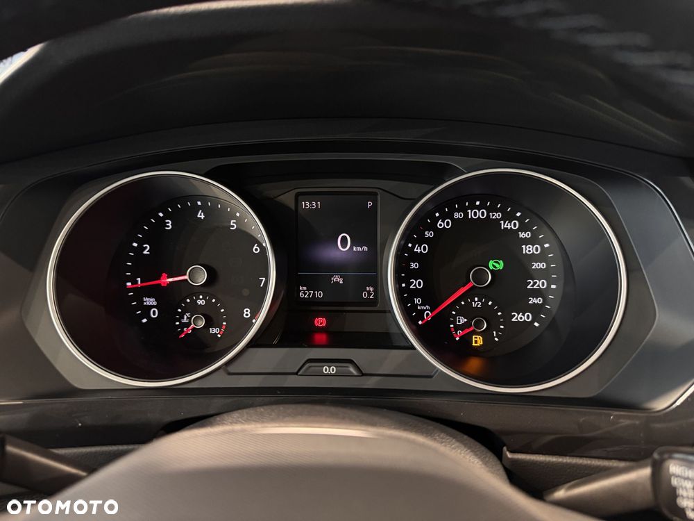 Volkswagen Tiguan - 24