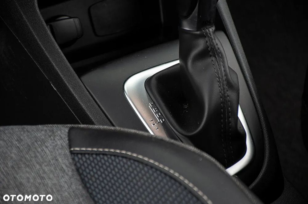 Renault Captur ENERGY TCe 120 EDC LIMITED - 21