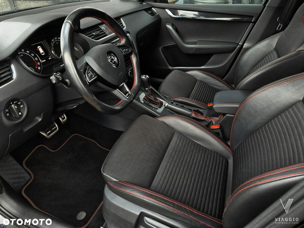 Skoda Octavia 2.0 TDI (Green tec) 4x4 DSG RS - 32