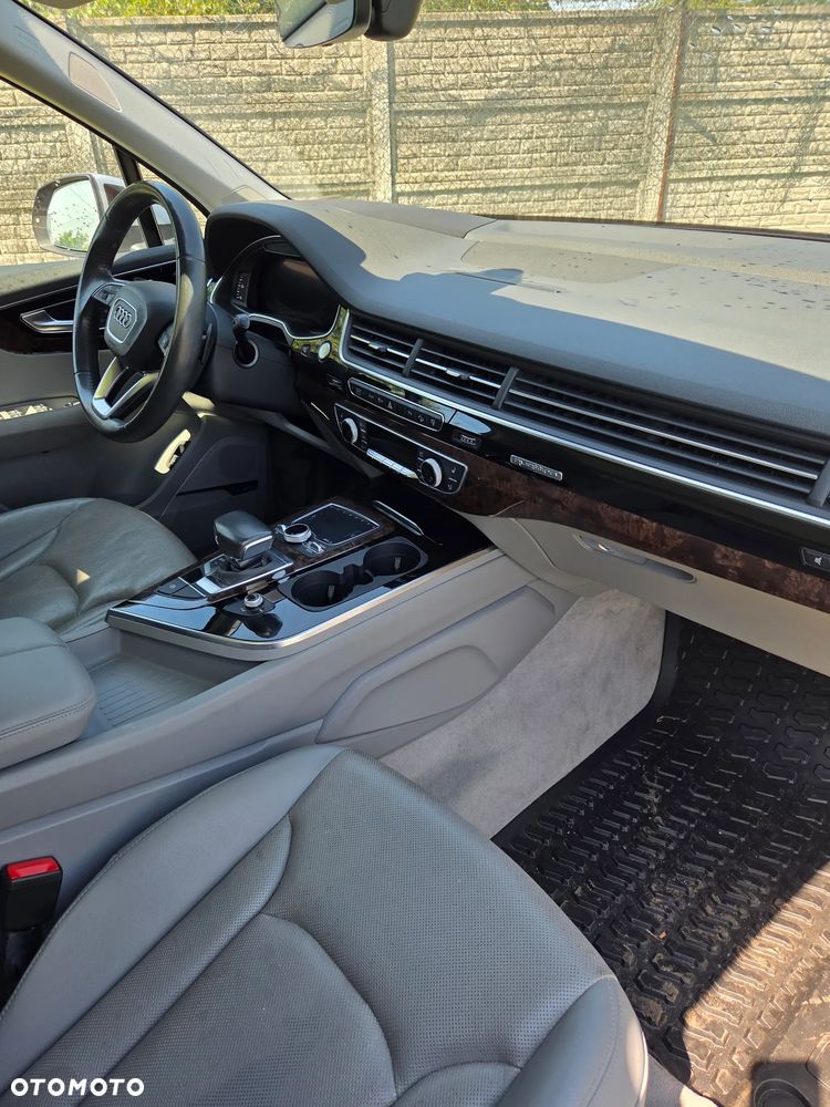 Audi Q7 - 5