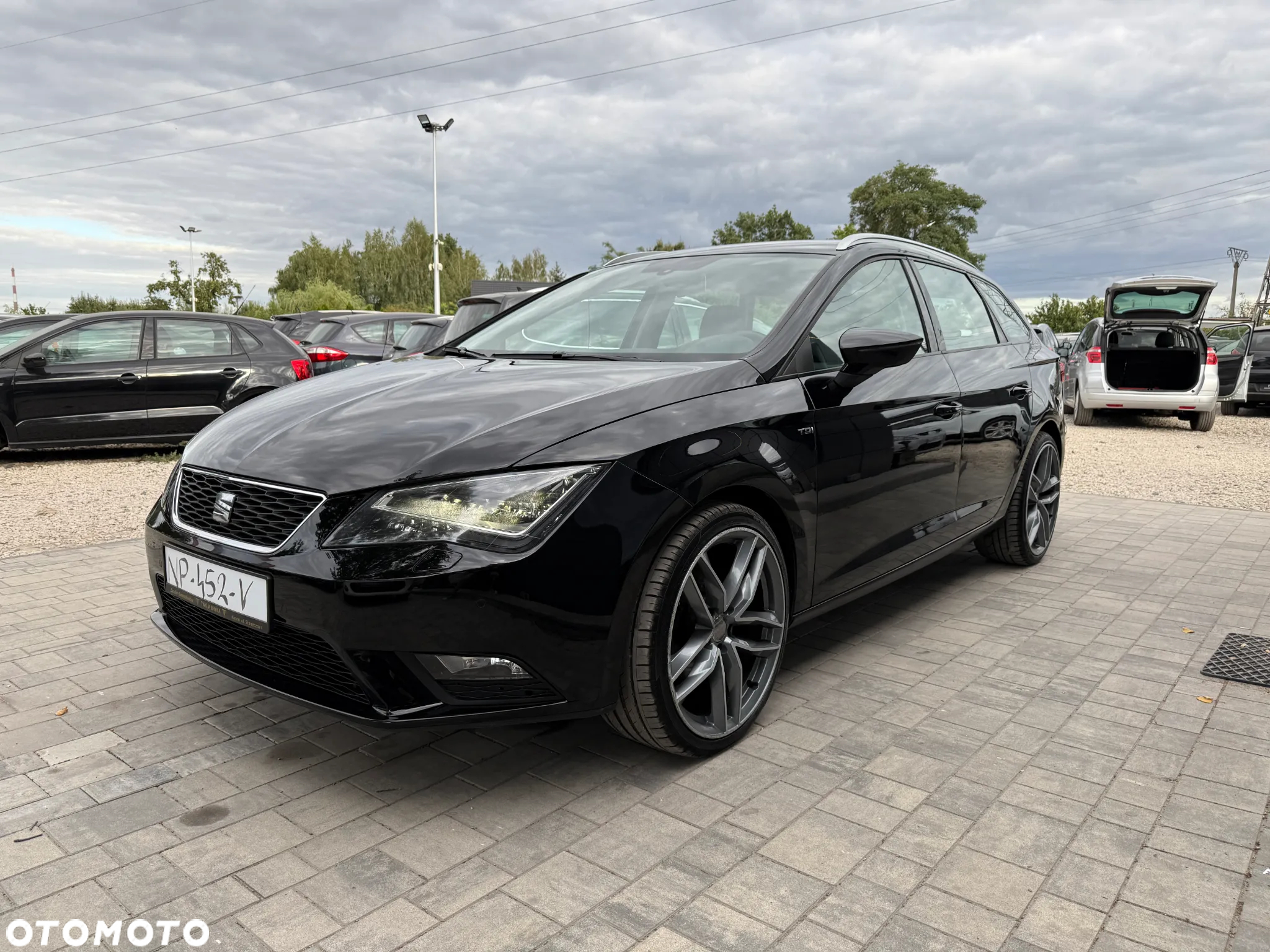 Seat Leon 2.0 TDI FR S&S - 2