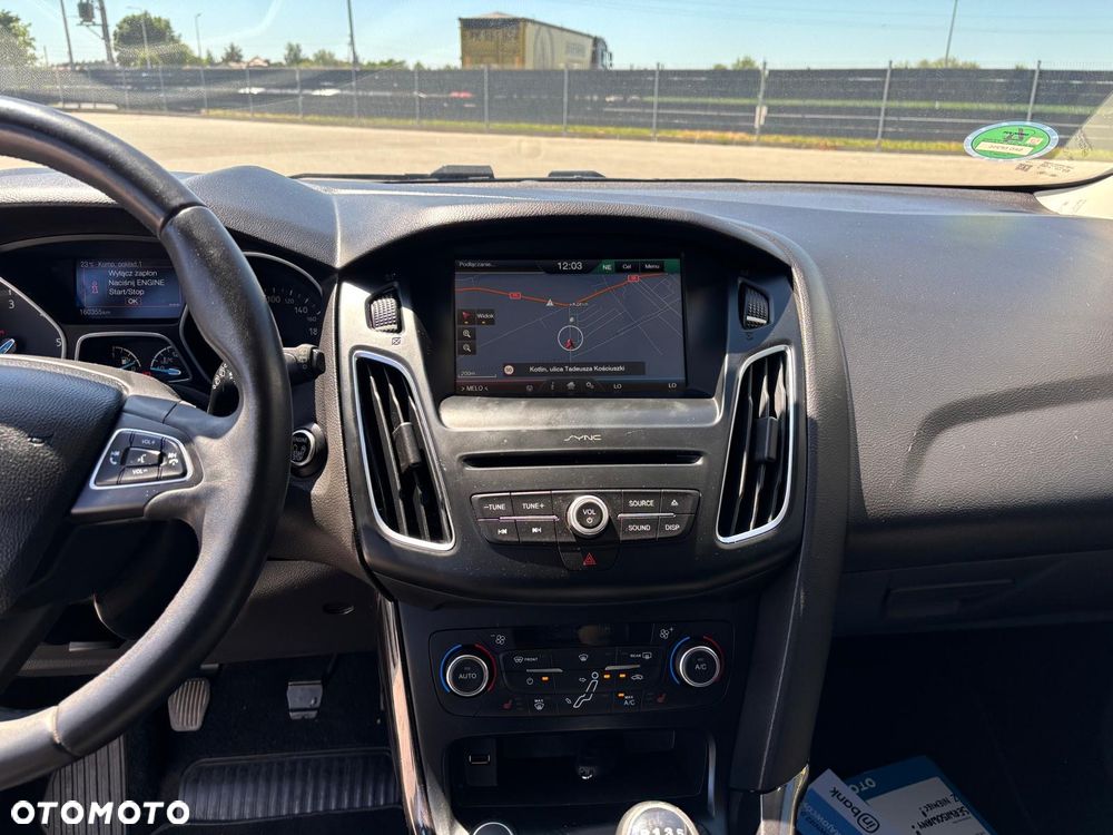 Ford Focus - 24