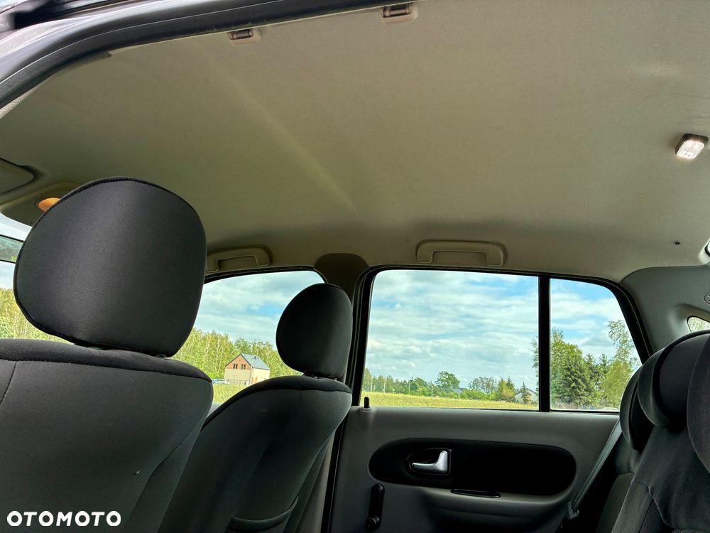 Renault Thalia 1.2 16V All Inclusive Euro5 - 21