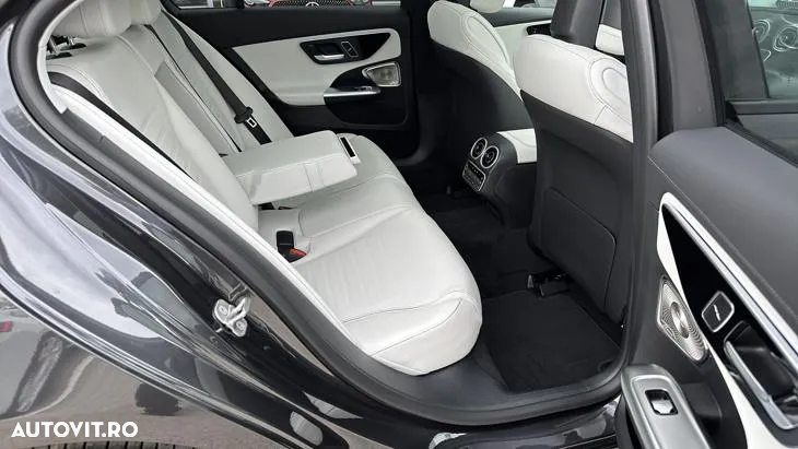 Mercedes-Benz C 300 e 4Matic 9G-TRONIC Edition AMG Line - 25