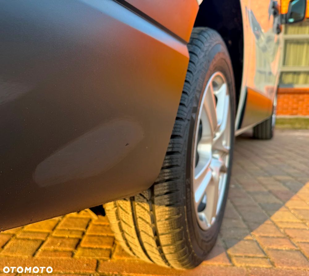 Renault TRAFIC - 23