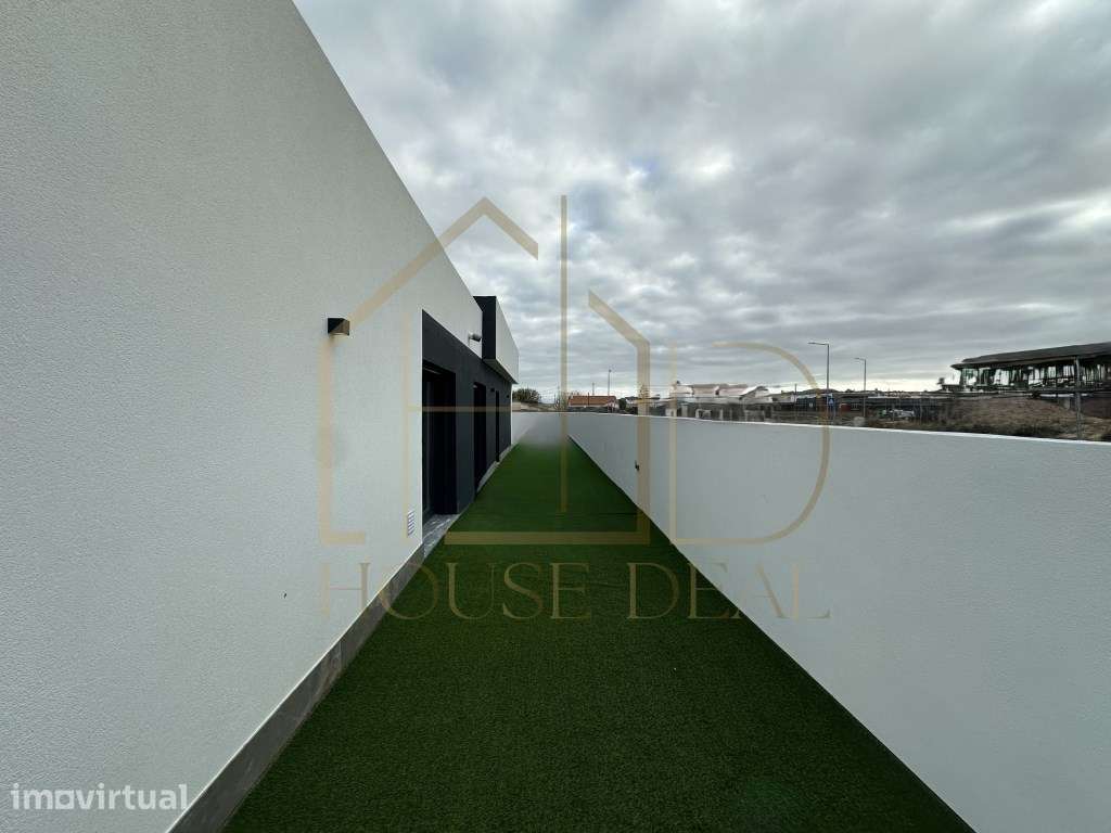 Moradia Isolada T3 com Garagem e Piscina. Azeitão - Grande imagem: 4/33