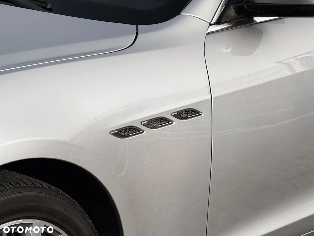 Maserati Ghibli - 16