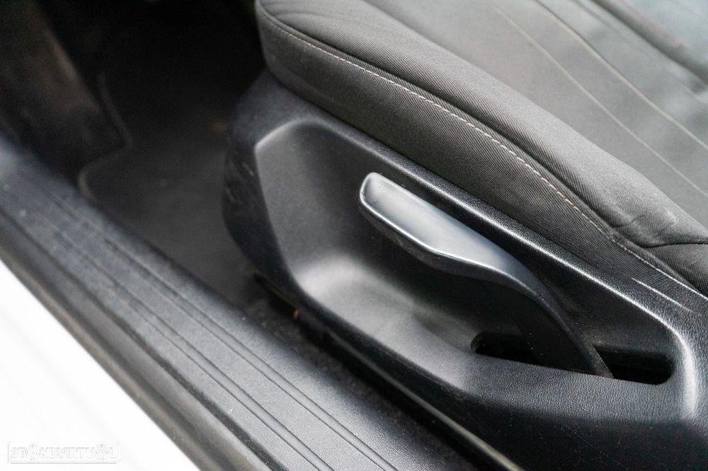 SEAT Leon 1.6 TDI DPF Ecomotive Sport - 24