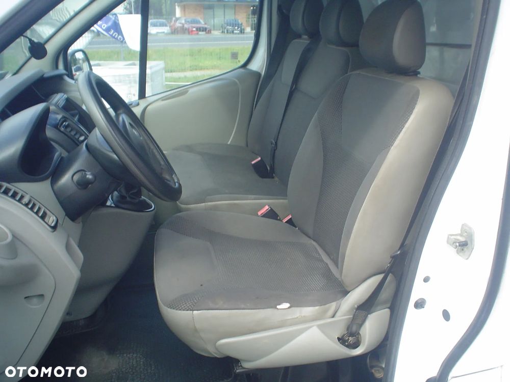 Renault TRAFIC - 19
