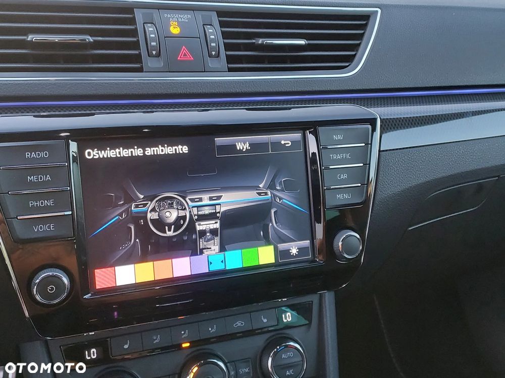 Skoda Superb 2.0 TDI Sportline DSG - 10
