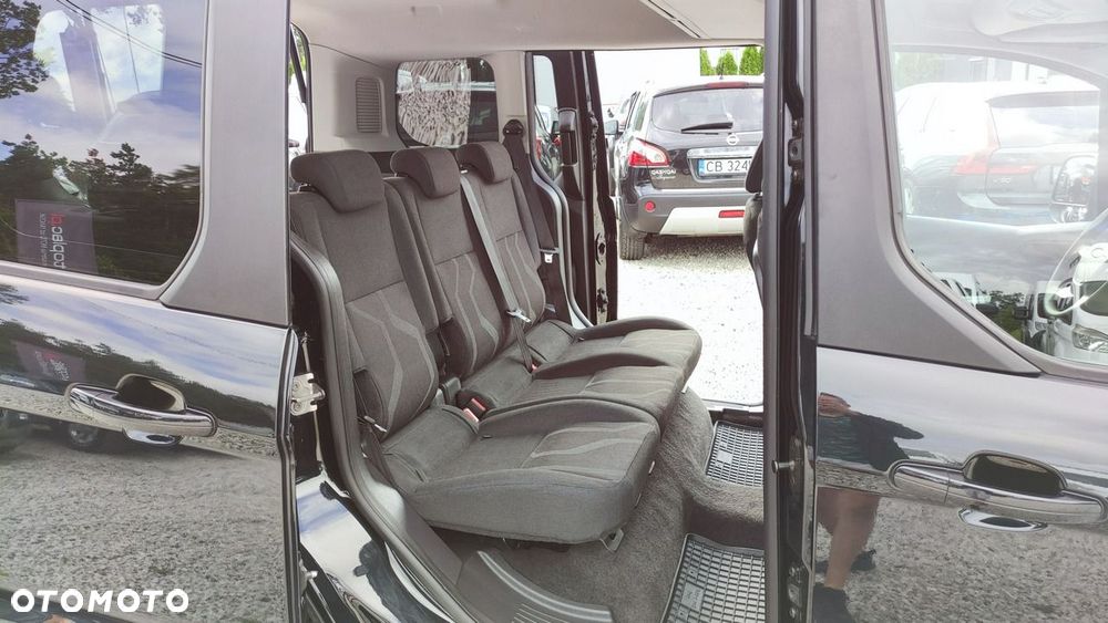 Ford Tourneo Connect 1.6 TDCi Ambiente - 26