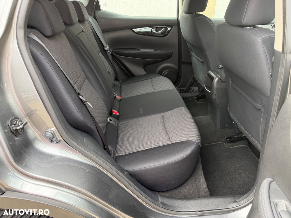 Nissan Qashqai 1.6 DCI Start/Stop Acenta - 17