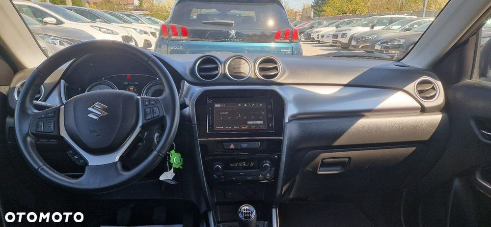 Suzuki Vitara - 27