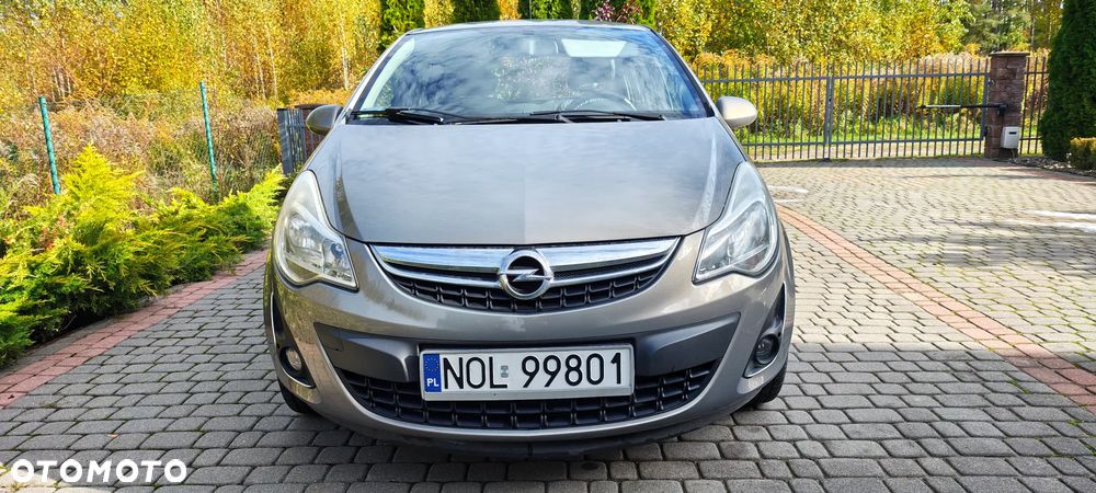 Opel Corsa 2011 photo 3