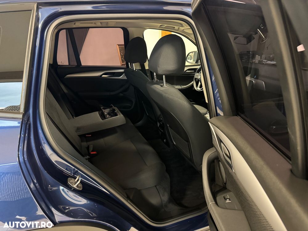 BMW X3 xDrive20d Aut. Advantage - 11