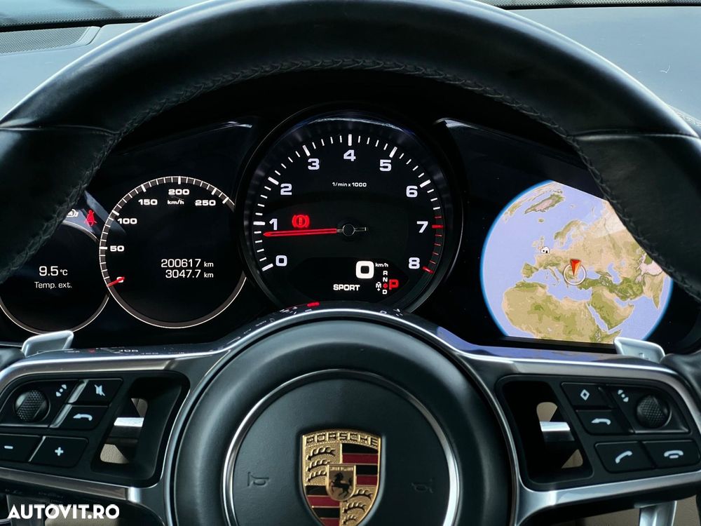 Porsche Cayenne - 18