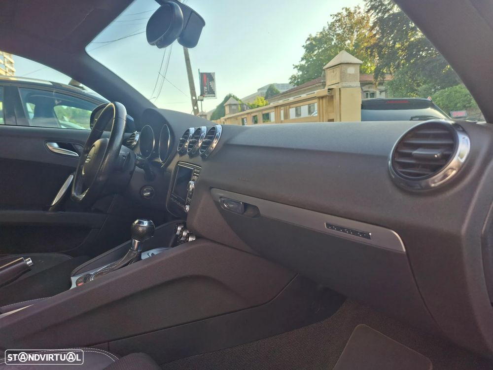 Audi TT Coupé 2.0 TFSI S tronic - 25