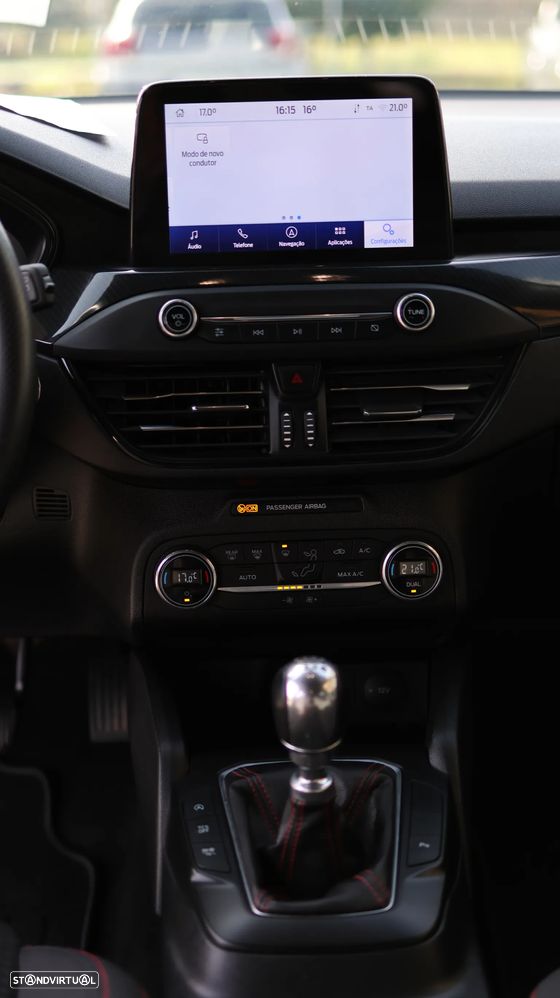 Ford Focus SW 1.5 TDCi EcoBlue ST-Line - 22