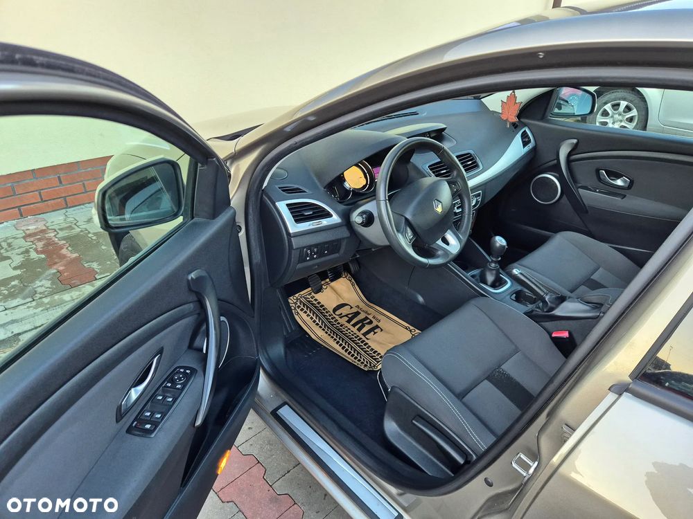 Renault Megane 1.6 16V 110 LIMITED - 20