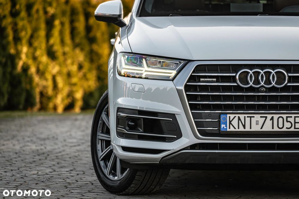 Audi Q7 - 13