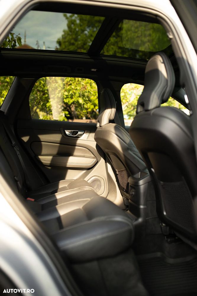 Volvo XC 60 - 6