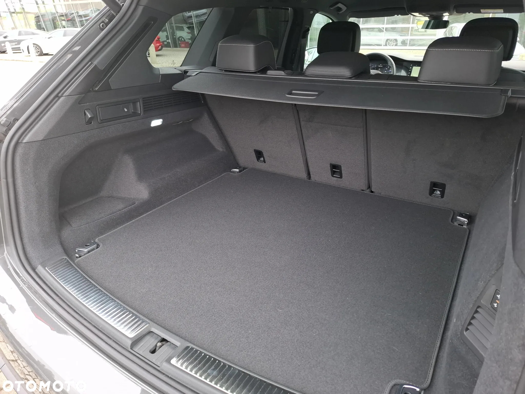 Volkswagen Touareg 3.0 V6 TDI SCR 4Mot R-Line - 13