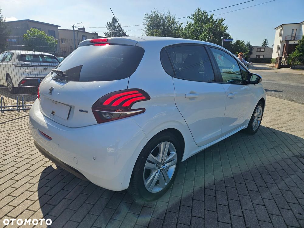 Peugeot 208 PureTech 82 Active - 9