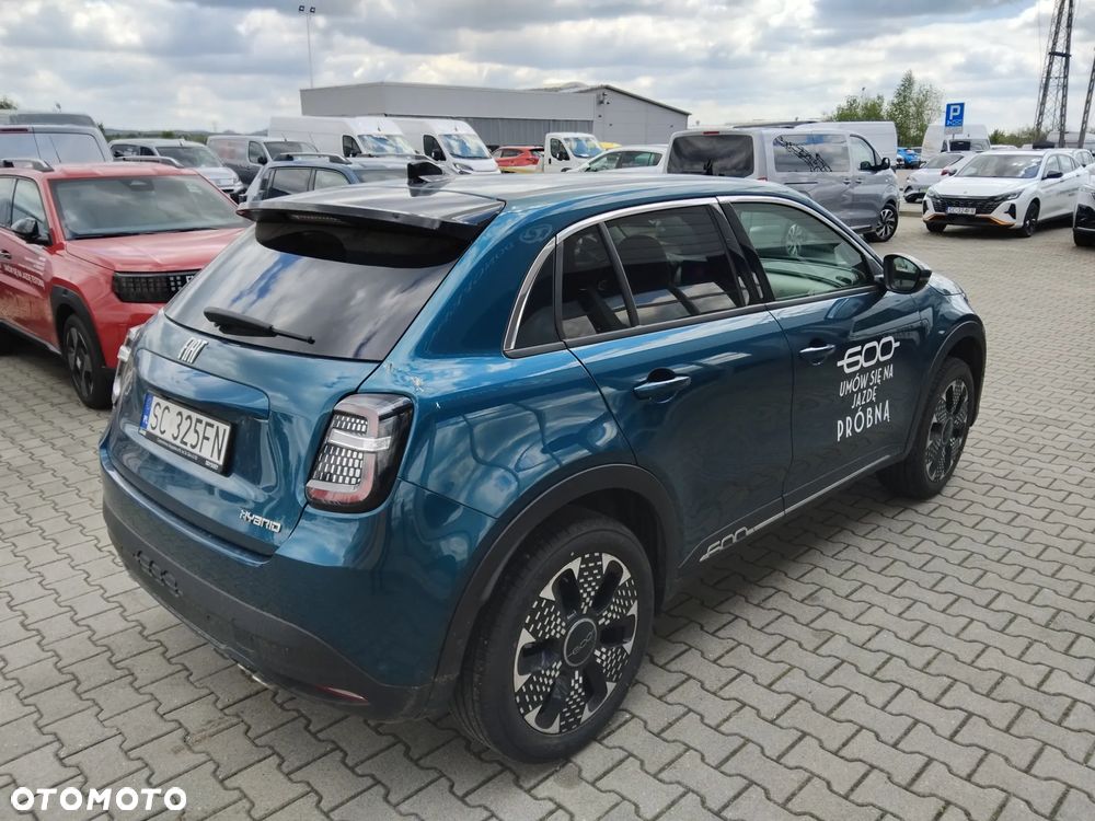 Fiat 600 1.2 Turbo La Prima eDCT - 3