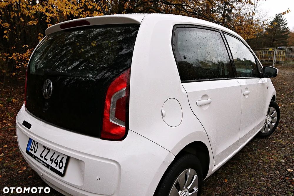 Volkswagen up! 1.0 high - 15