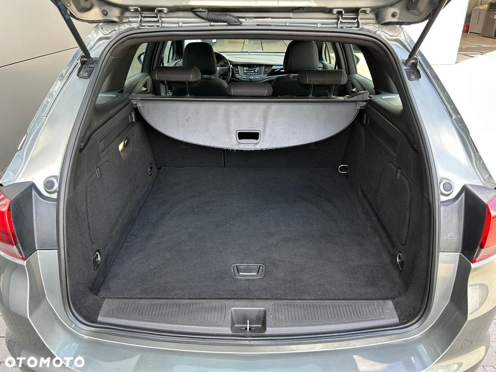 Opel Astra 1.6 T Elite S&S - 10