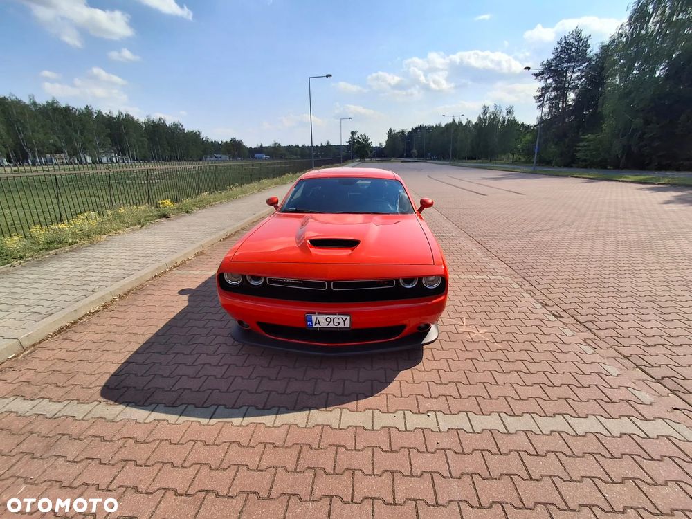 Dodge Challenger 5.7 R/T - 4
