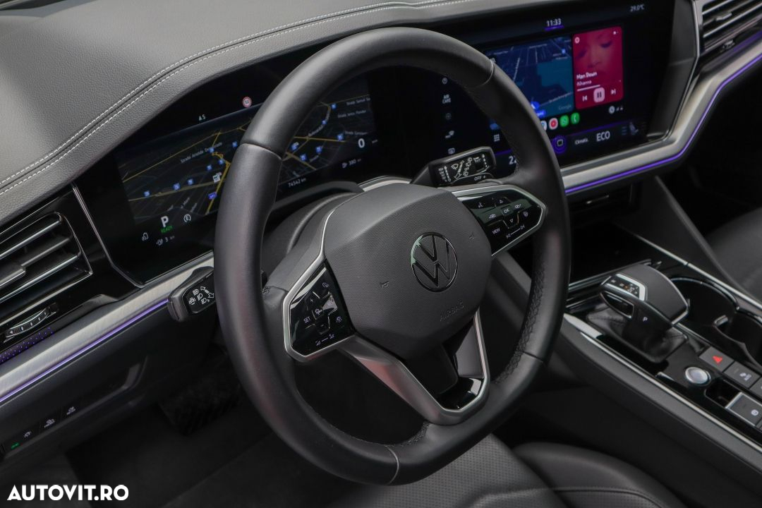 Volkswagen Touareg - 35